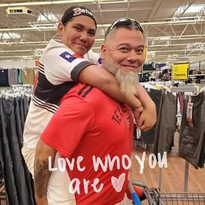 Meet your Posher, Juan